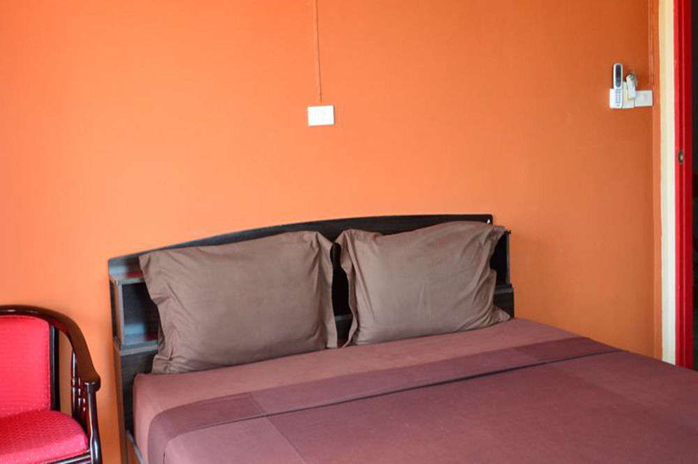 La Paillote Guest House Rayong Dış mekan fotoğraf